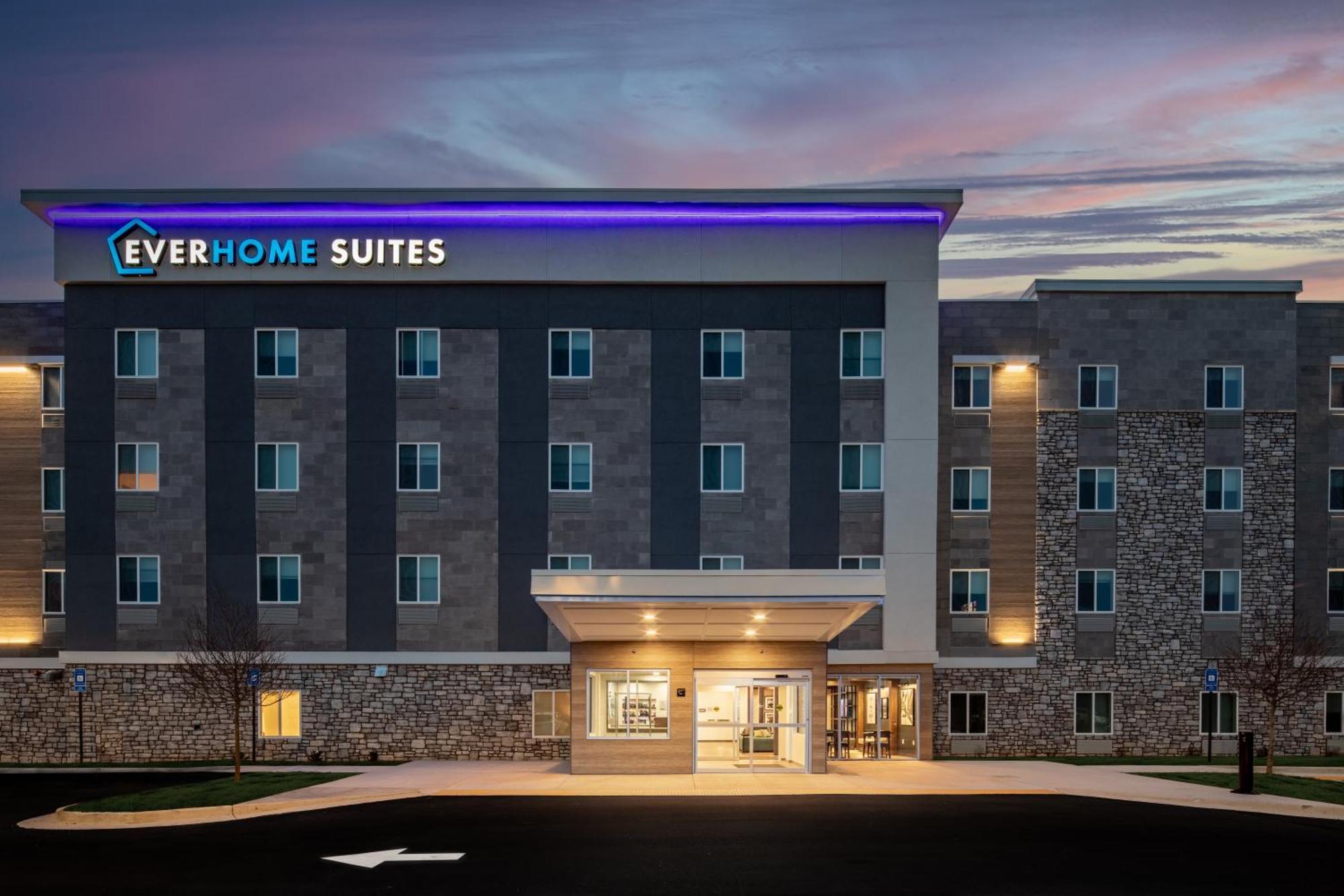Everhome Suites Fayetteville Near Fort Bragg Bagian luar foto