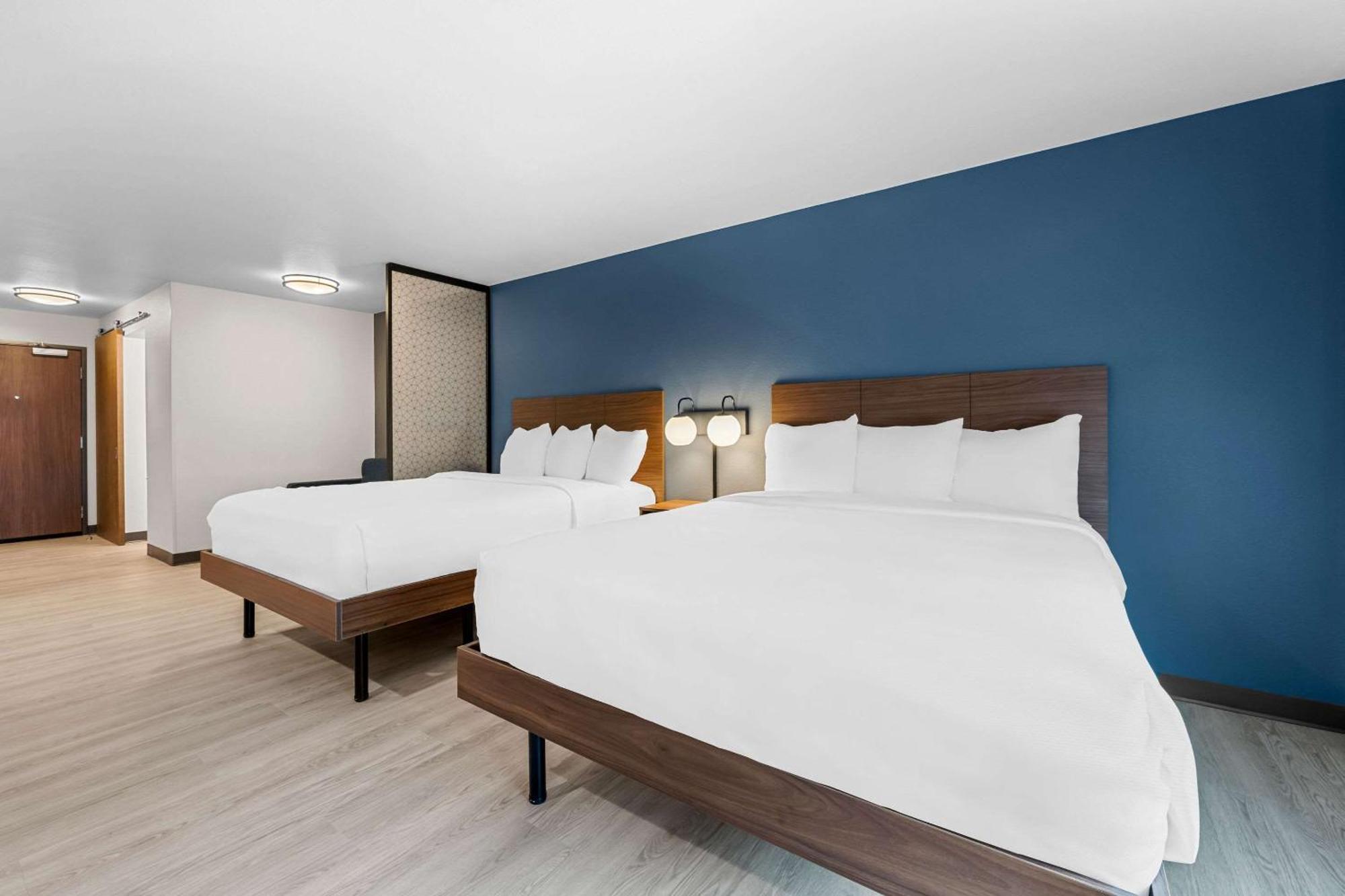 Everhome Suites Fayetteville Near Fort Bragg Bagian luar foto
